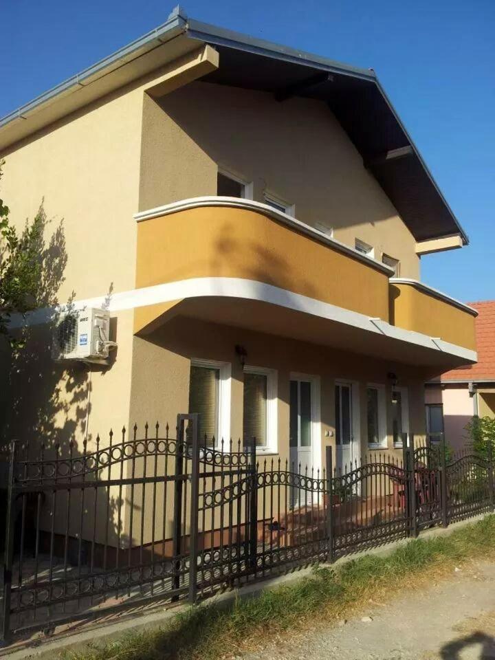 Apartments Emerald Ulcinj Exteriér fotografie